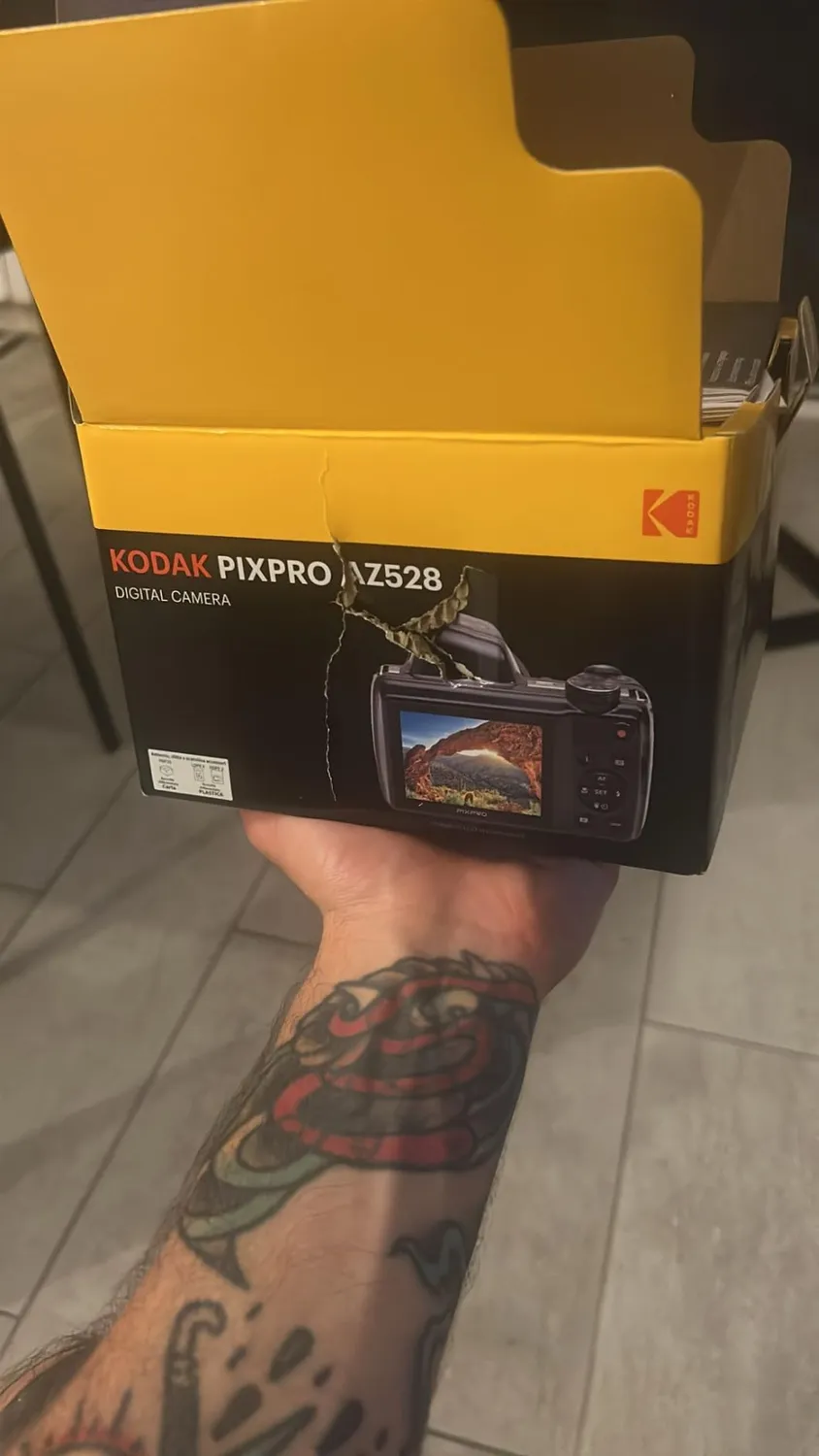 Kodak Pixpro AZ528 fotocamera bridge zoom 52x
