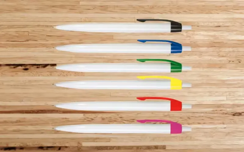 Fotodigital Penna Rocket white penna corpo bianco ergonomica