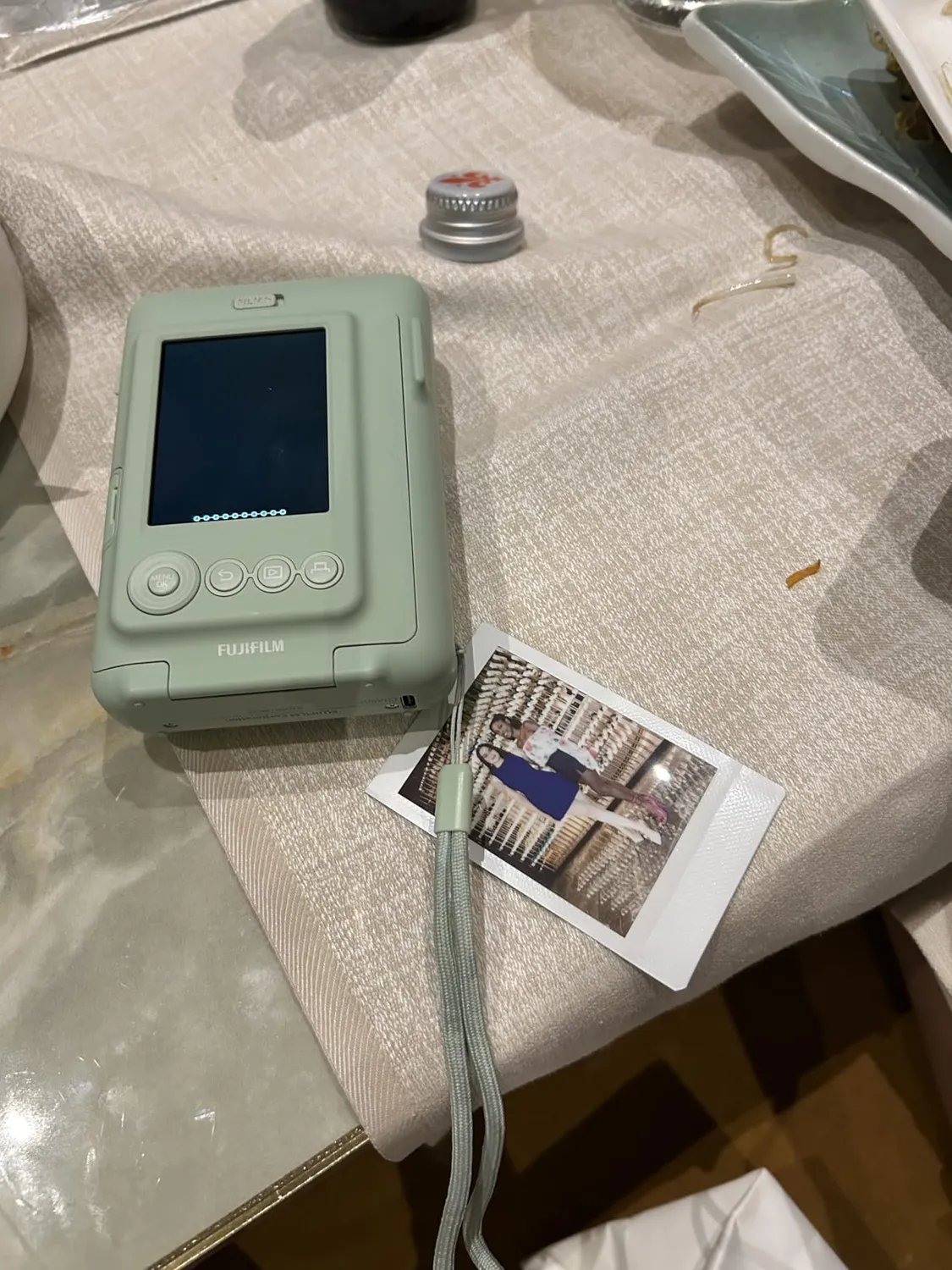 Instax mini LiPlay fotocamera istantanea ibrida